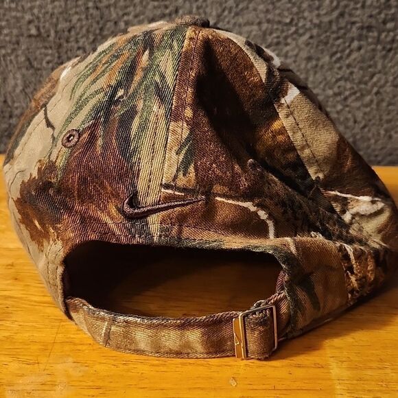 Nike Team Boise State Broncos Camouflage Sliderback Hat - Picture 4 of 7
